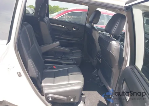 2018 Toyota Highlander Se from USA, damaged, VIN 5TDJZRFH2JS547586